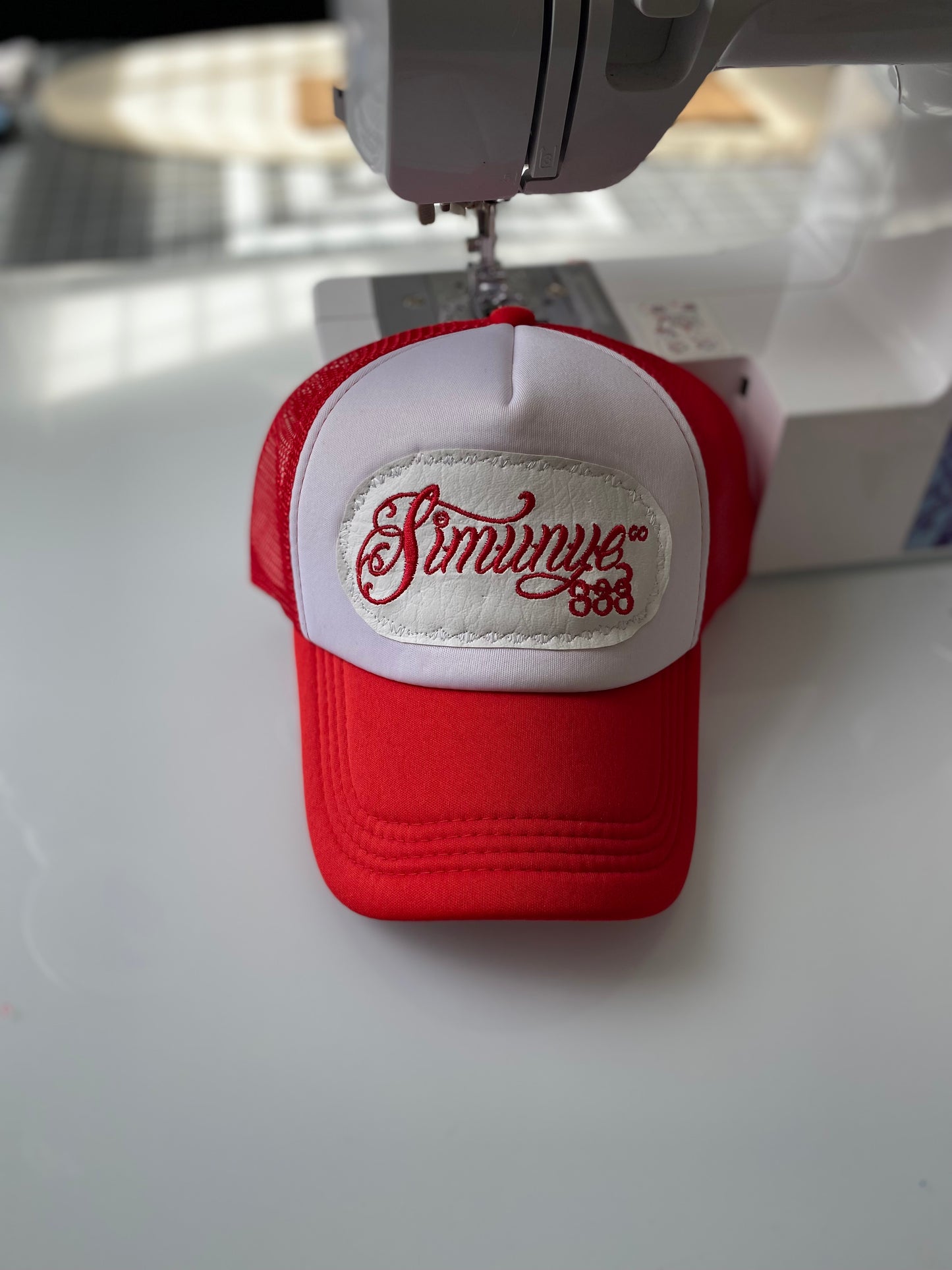 Mesh Sim Signature Trucker 2.0