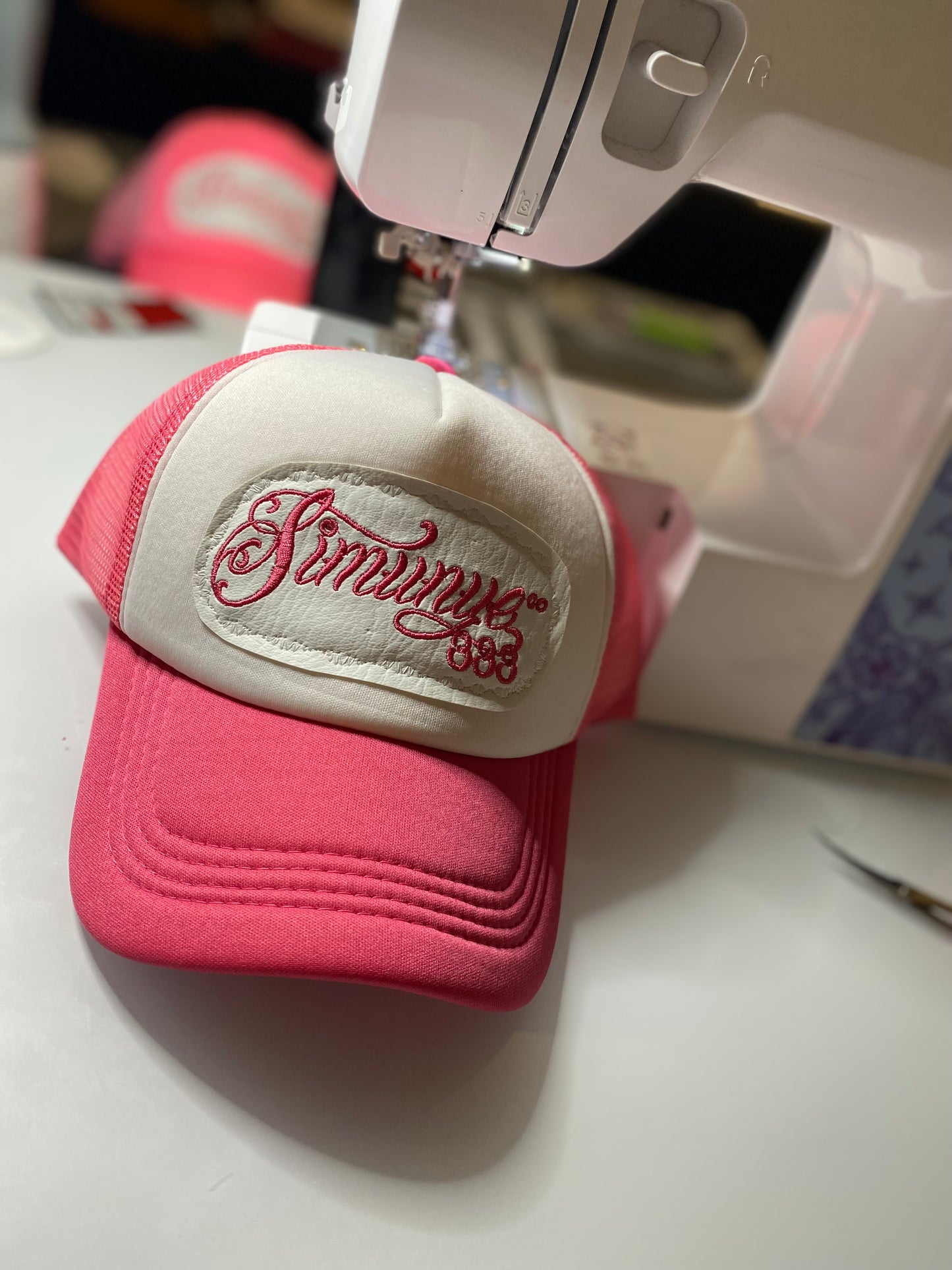 Mesh Sim Signature Trucker 2.0